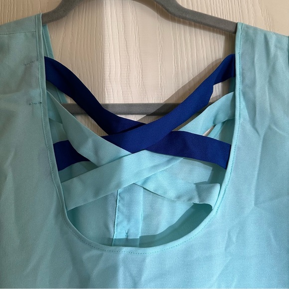 Blue Buttoned Tank - Picture 2 of 5